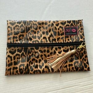 NWT makeup bag